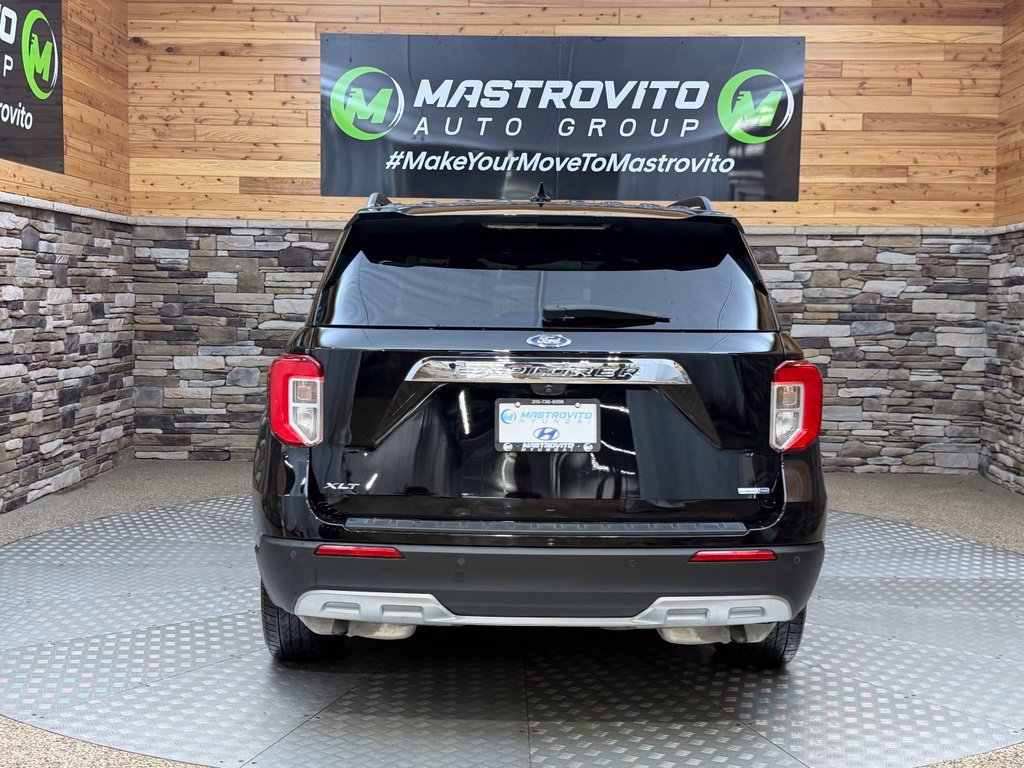Used 2020 Ford Explorer XLT w/ Equipment Group 202A AWD/4WD image 20