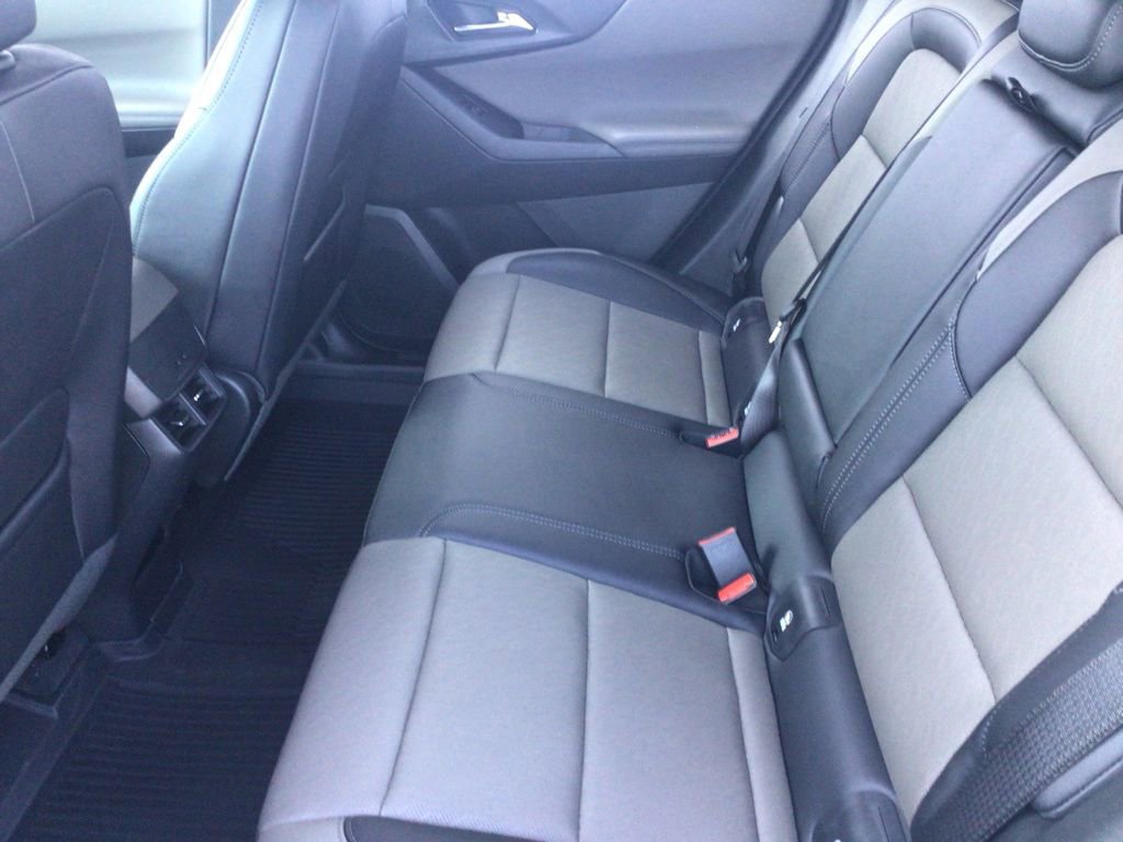 New 2026 Chevrolet Equinox LT w/ Convenience Package II image 14