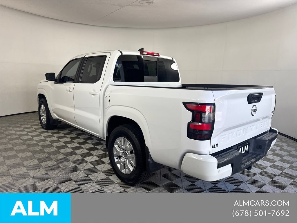 Used 2023 Nissan Frontier SV w/ SV Convenience Package RWD image 8