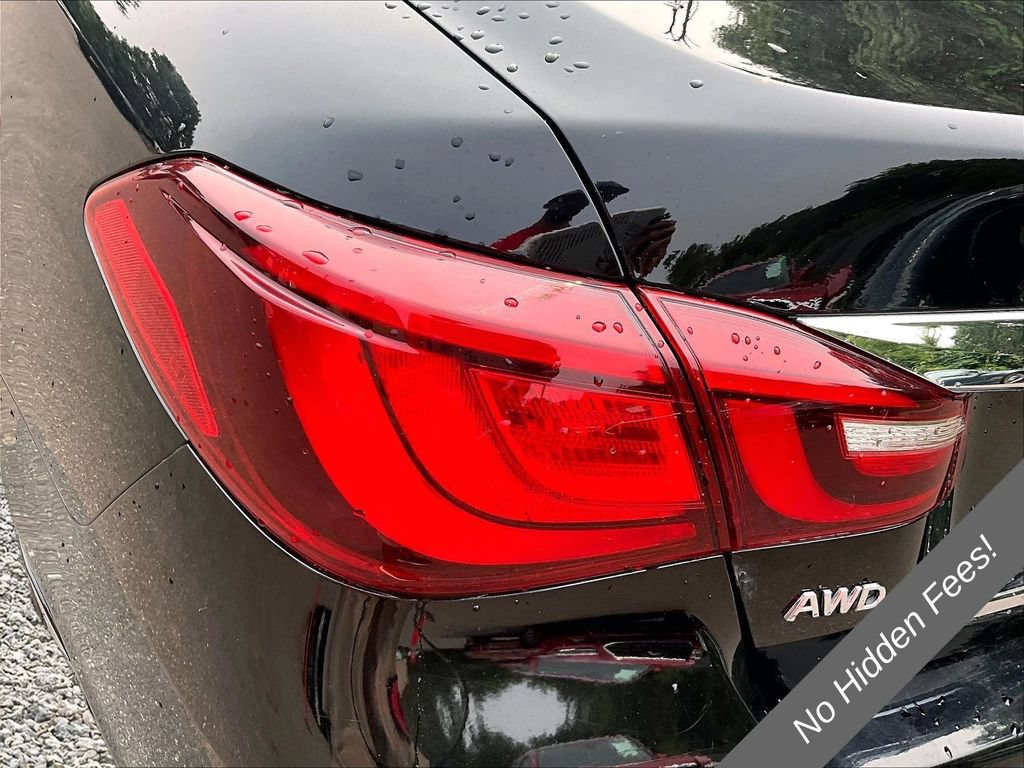 Used 2019 INFINITI Q70 Luxe AWD/4WD image 26