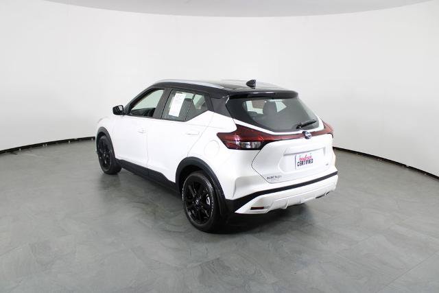 Certified 2024 Nissan Kicks SV FWD image 4