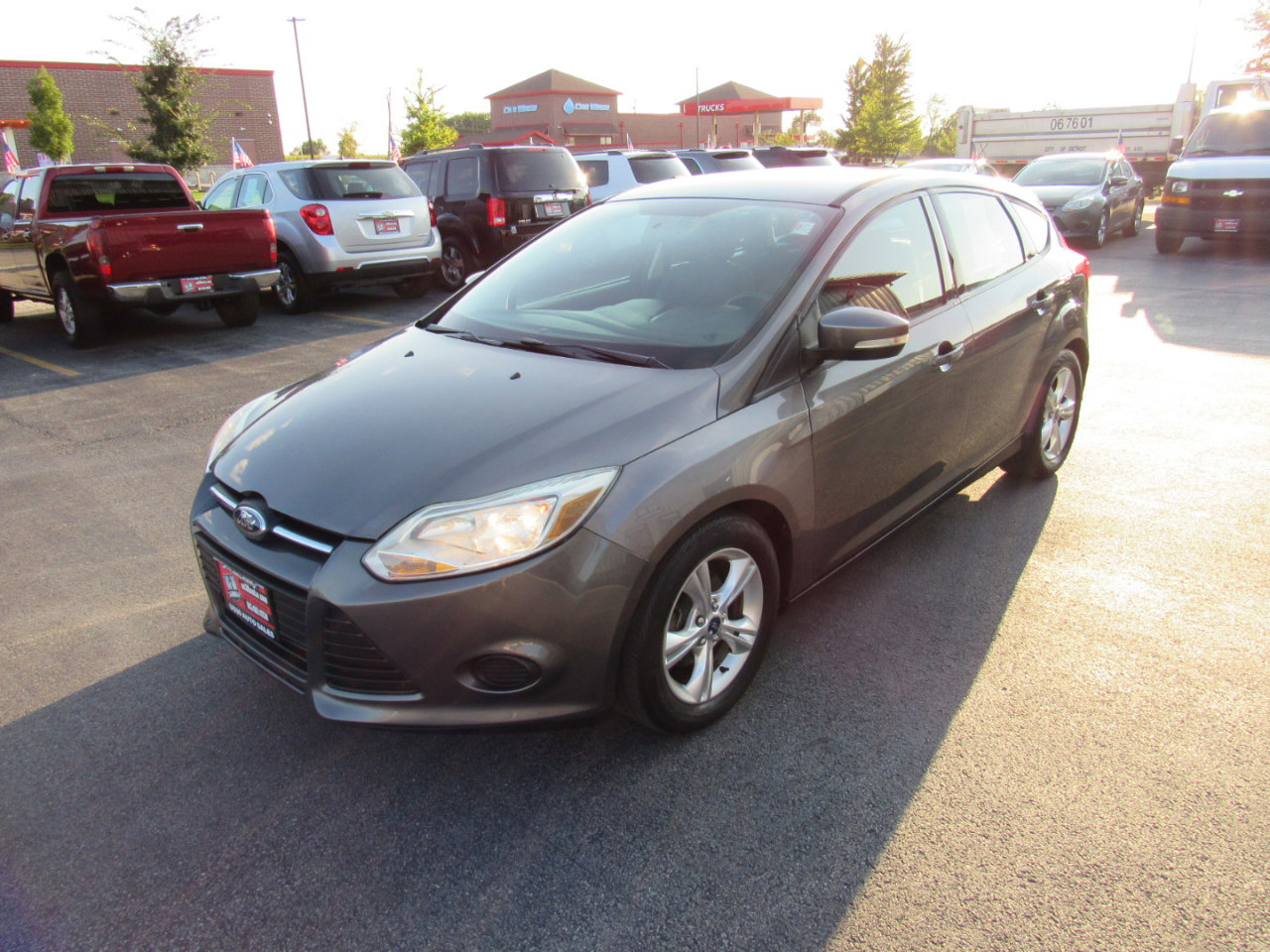 Used 2014 Ford Focus SE image 1