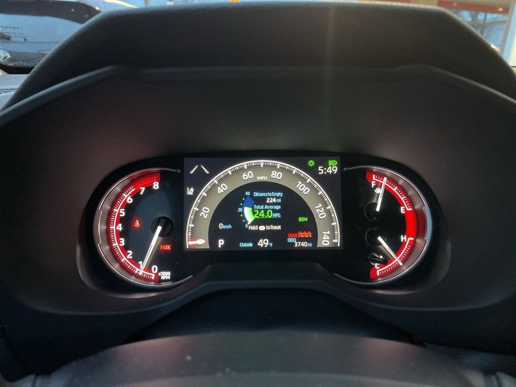 Used 2025 Toyota RAV4 XLE image 19