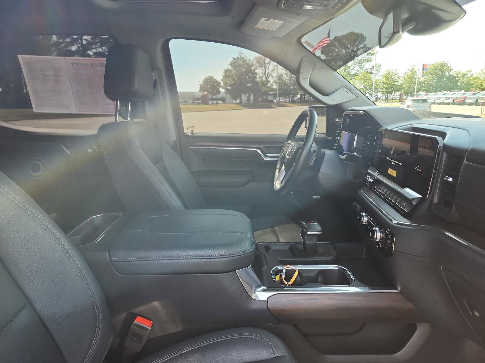 Used 2024 GMC Sierra 1500 SLT w/ SLT Premium Plus Package image 7