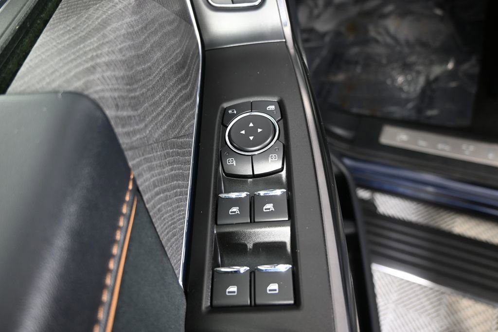 Used 2022 Ford F150 Platinum w/ Equipment Group 701A High AWD/4WD image 19