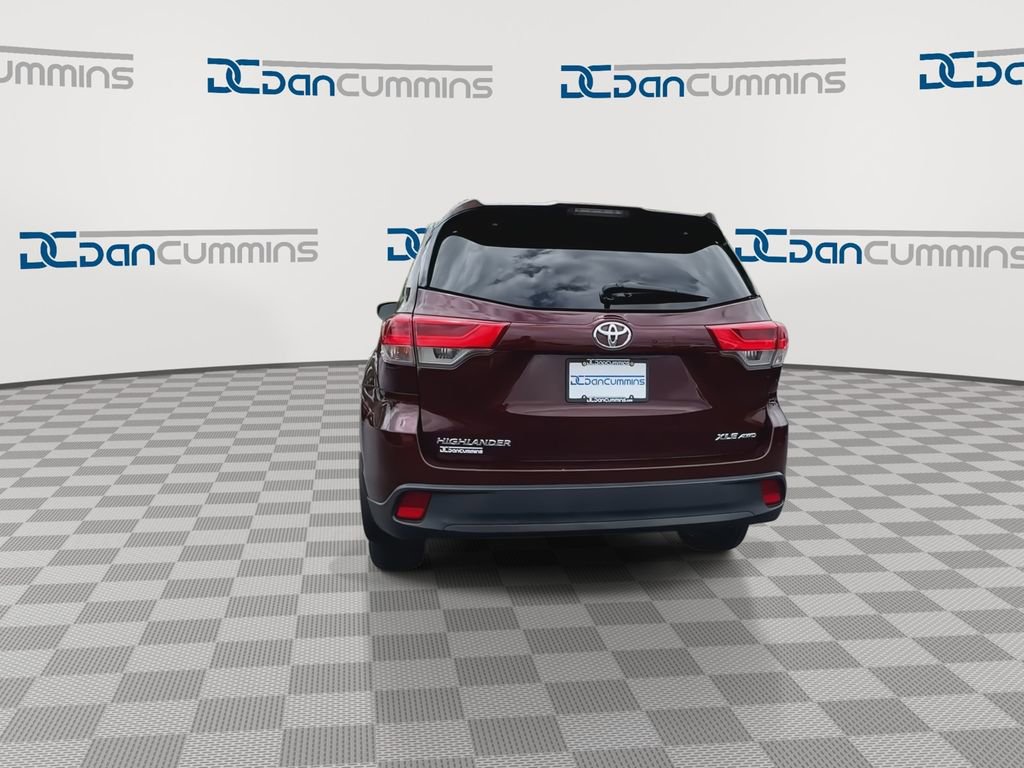 Used 2019 Toyota Highlander XLE AWD/4WD image 7