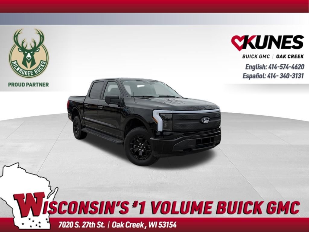 Used 2025 Ford F150 Lightning XLT image 1