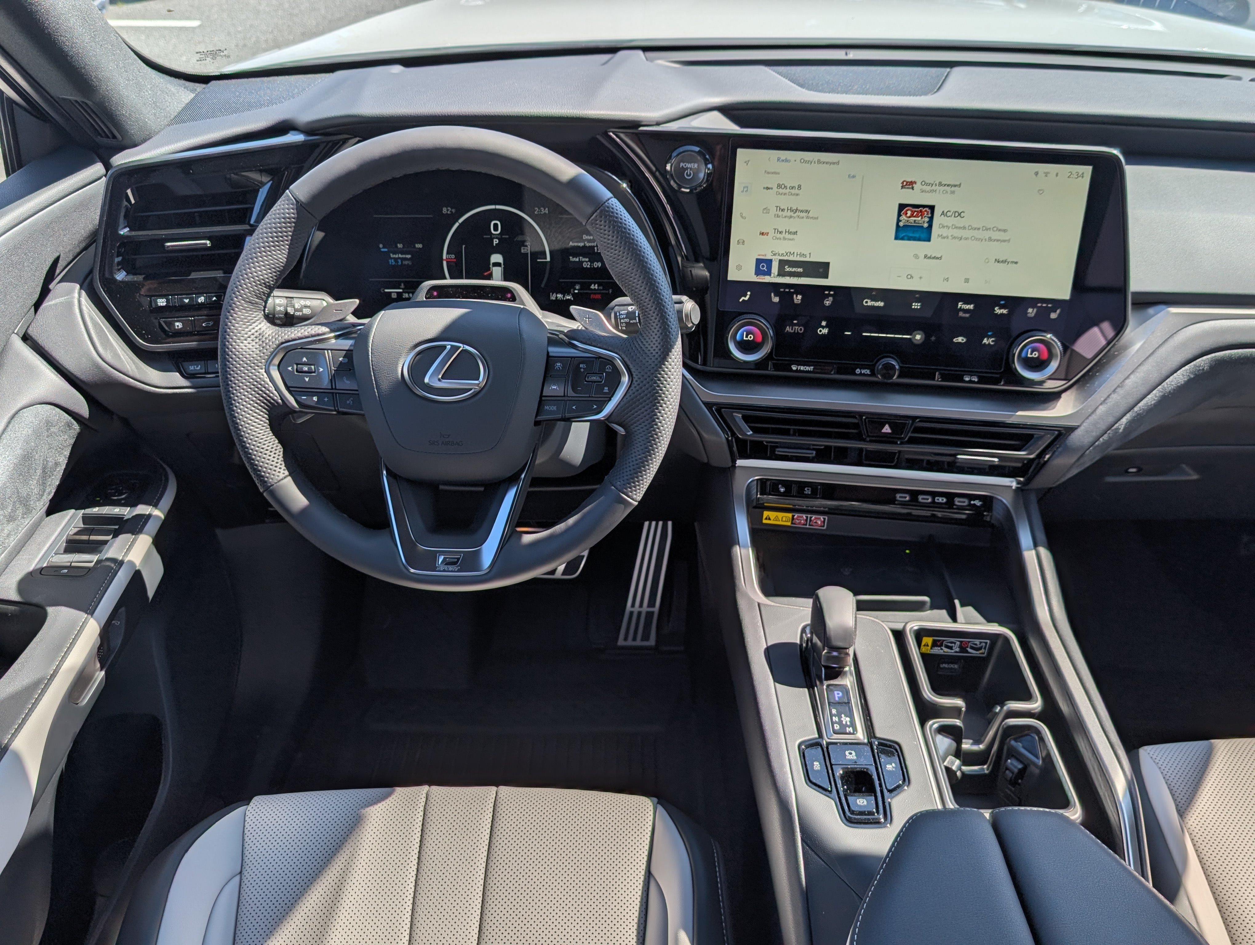 New 2026 Lexus TX 500h AWD w/ Technology Package image 16