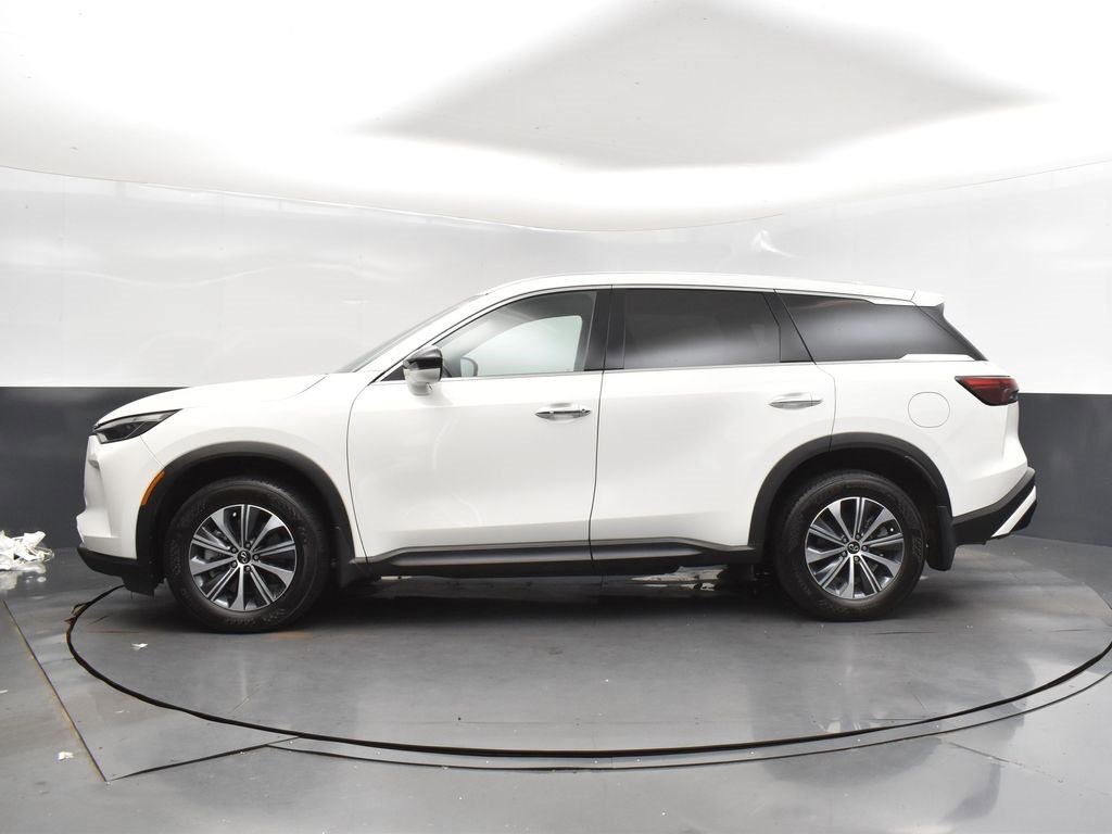 Certified 2025 INFINITI QX60 Pure image 4