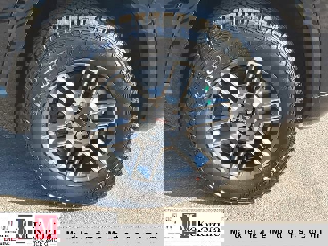 New 2026 GMC Terrain AT4 AWD/4WD image 30