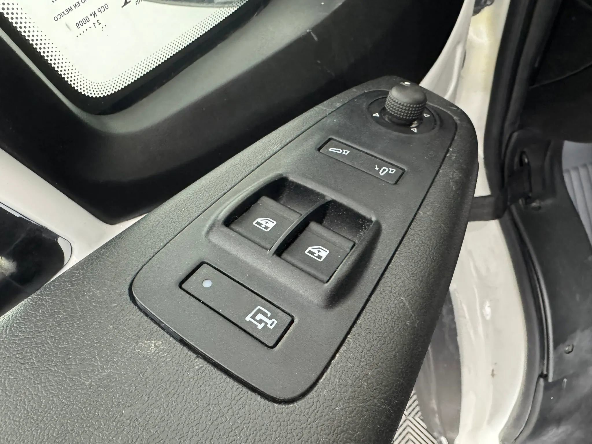 Used 2025 RAM ProMaster 2500 w/ Convenience Group FWD image 34