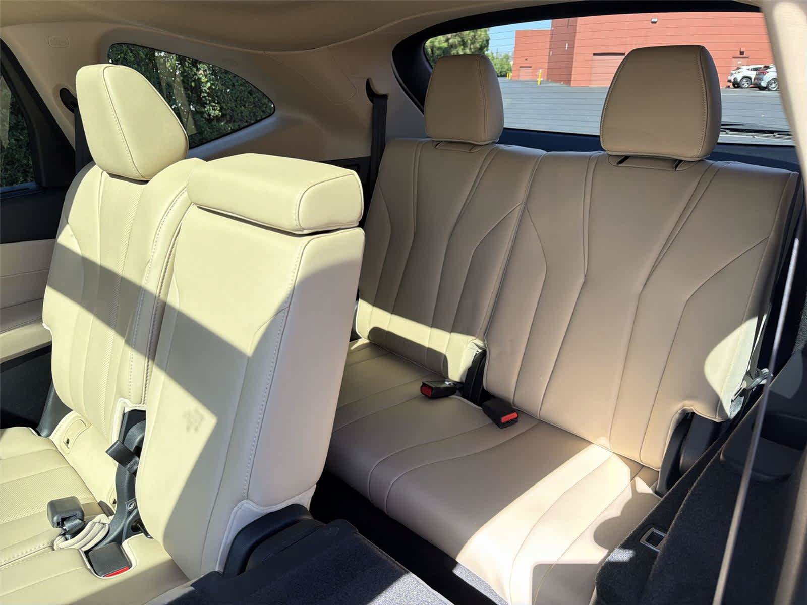Used 2023 Acura MDX w/ Technology Package FWD image 42
