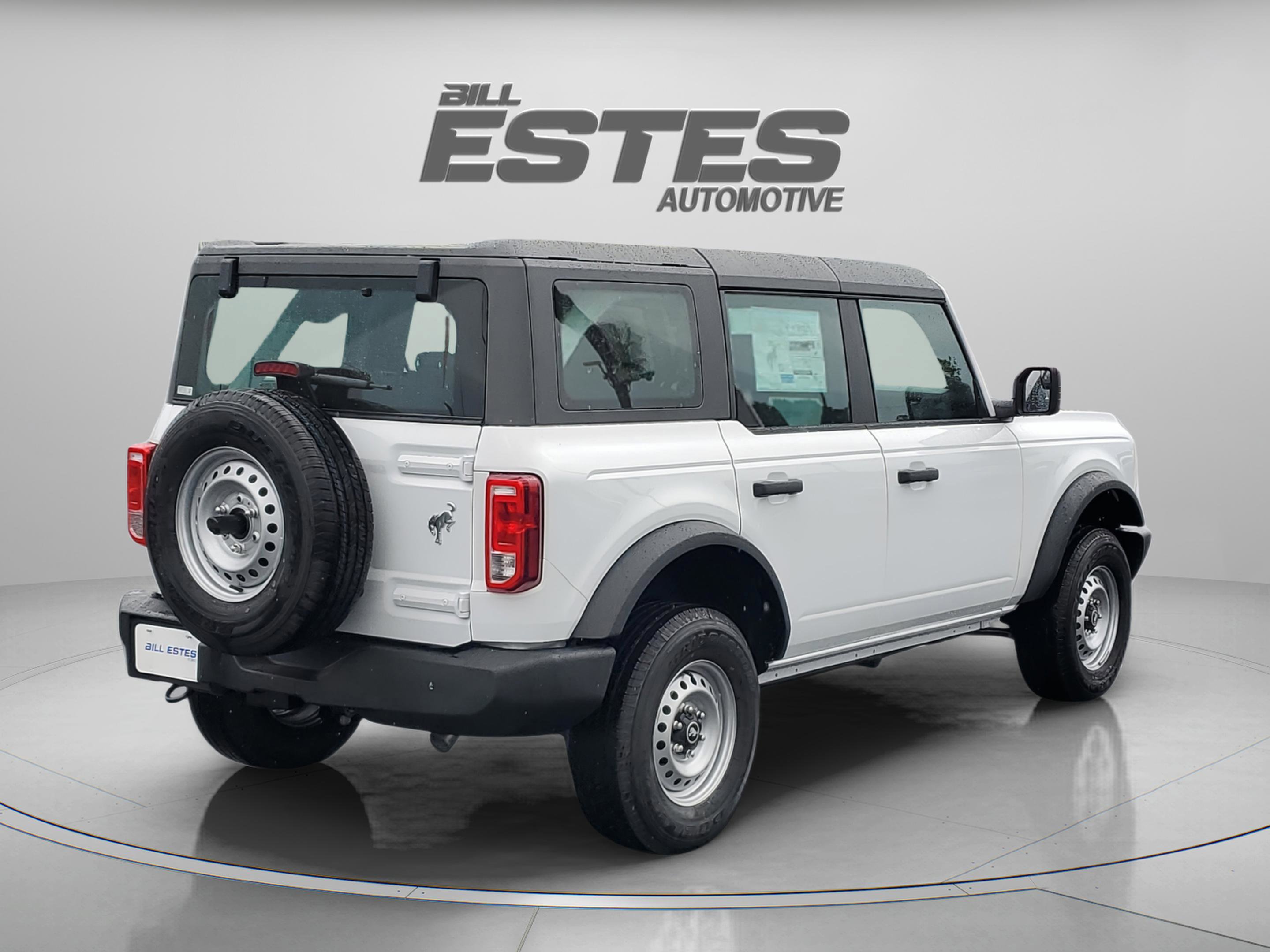 New 2025 Ford Bronco 4-Door image 3