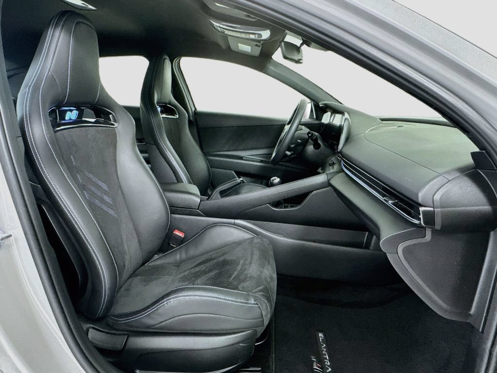 Used 2025 Hyundai Elantra N FWD image 30