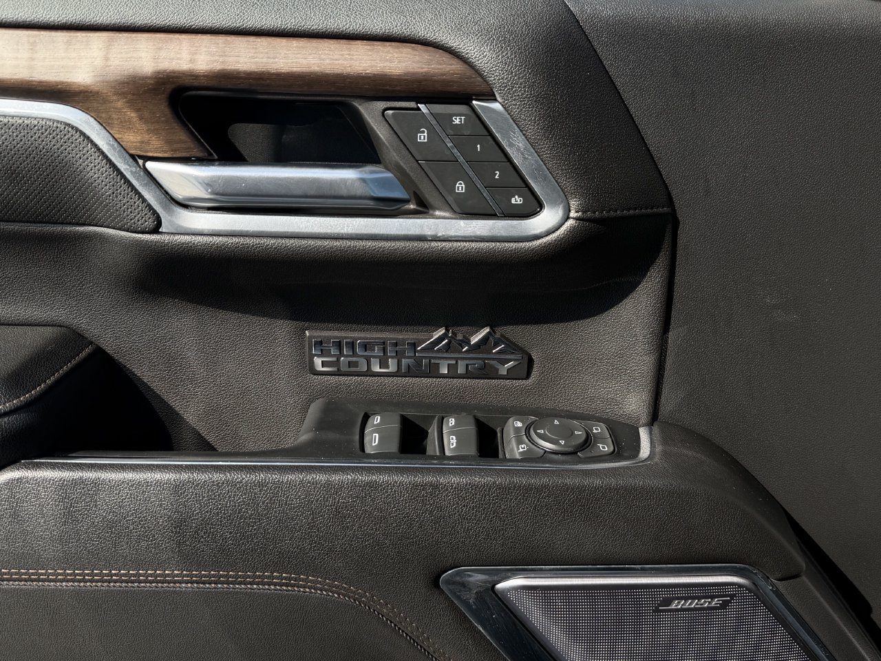Certified 2023 Chevrolet Silverado 1500 High Country w/ Technology Package AWD/4WD image 22