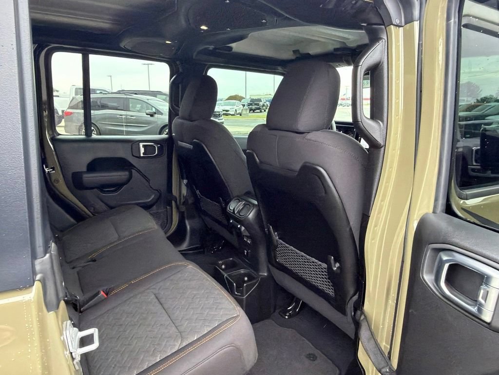 Used 2026 Jeep Gladiator Mojave AWD/4WD image 23