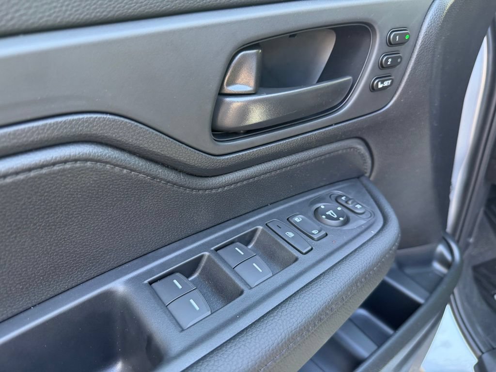 New 2026 Honda Odyssey EX-L image 13