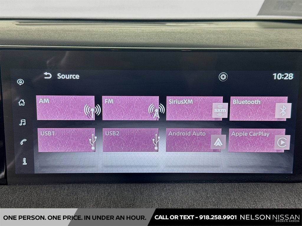 Used 2025 Nissan Kicks SV AWD/4WD image 14