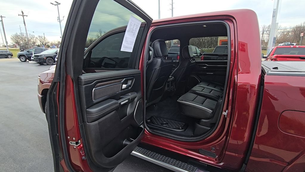 Used 2020 Jeep Cherokee Latitude Plus image 15