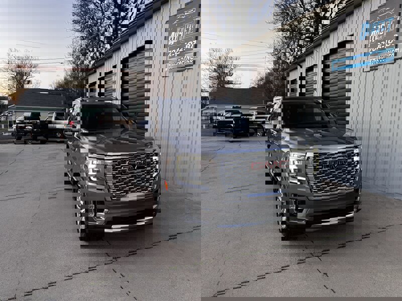 Used 2021 GMC Yukon Denali w/ Denali Ultimate Package image 15