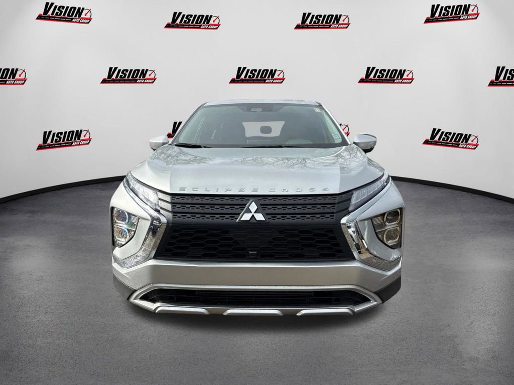 Used 2024 Mitsubishi Eclipse Cross SE AWD/4WD image 2