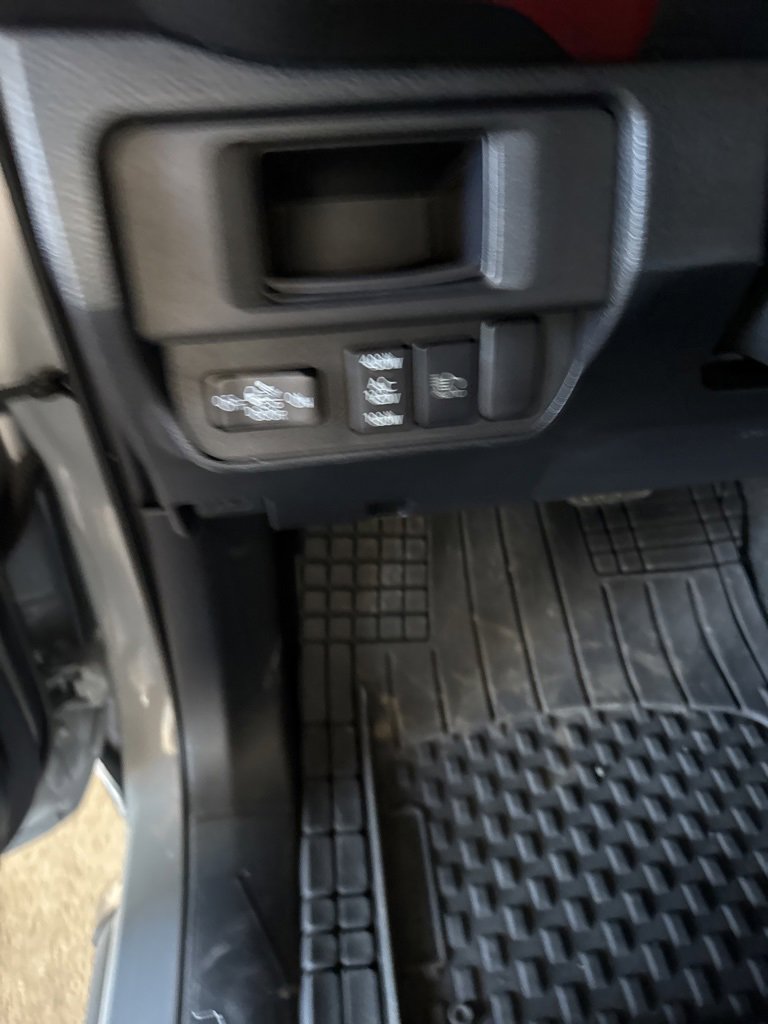 Used 2019 Toyota Tacoma TRD Sport image 30