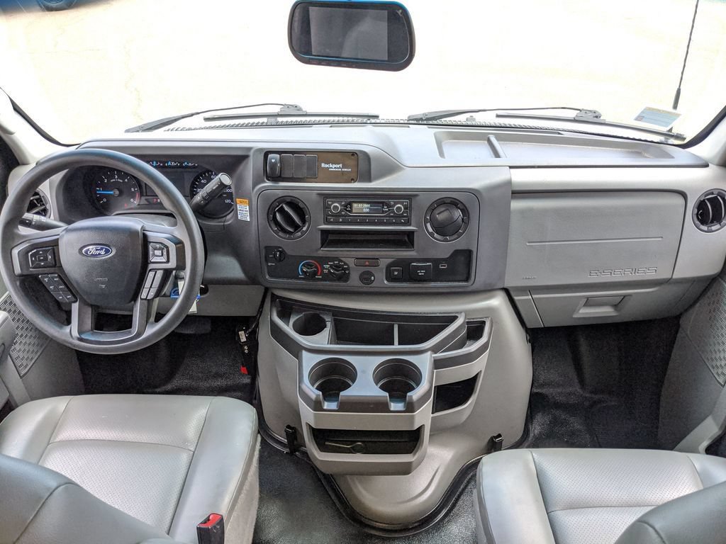 Used 2025 Ford E-450 and Econoline 450 Super Duty w/ Power Equipment Group RWD image 9