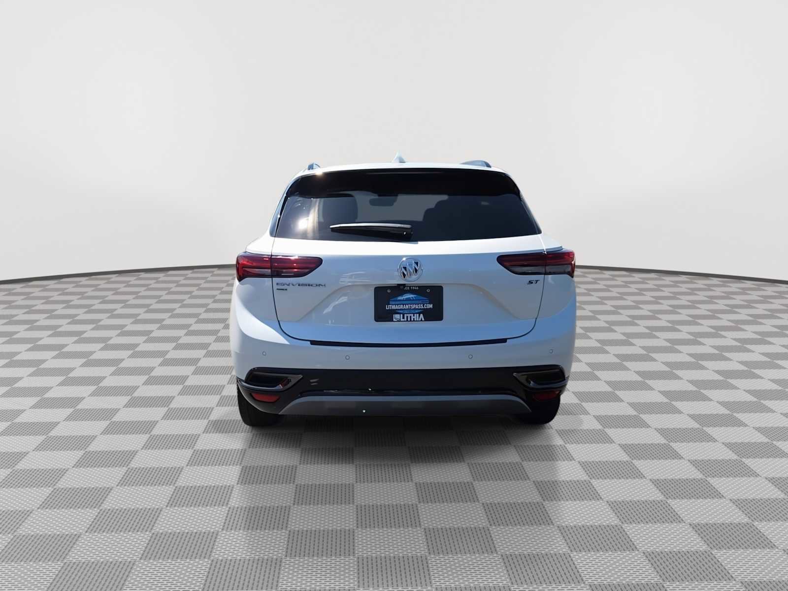 Used 2023 Buick Envision Essence w/ Sport Touring Package AWD/4WD image 7