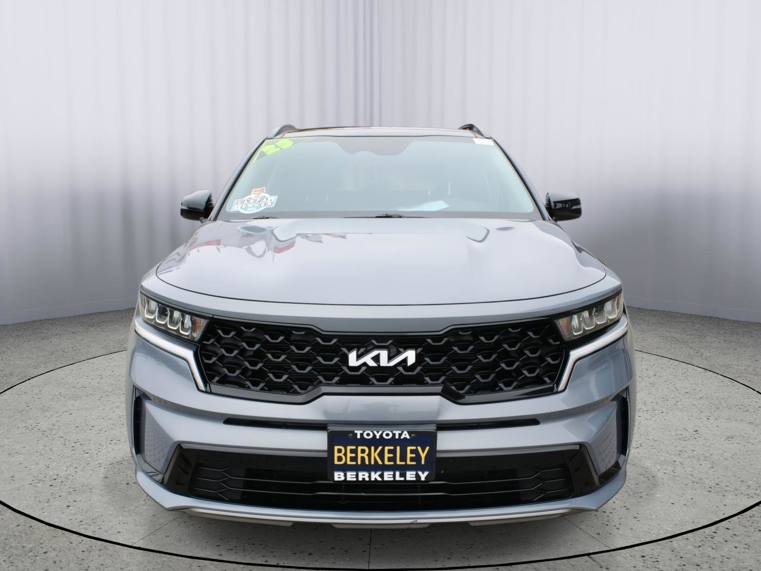 Used 2023 Kia Sorento S w/ Panoramic Sunroof Package FWD image 3