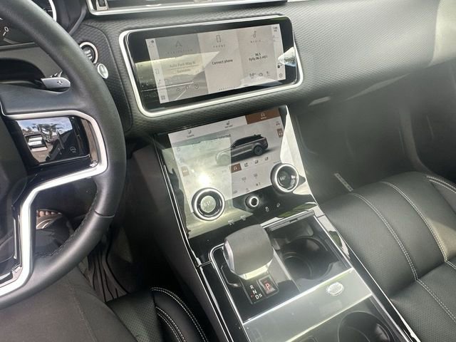 Used 2023 Land Rover Range Rover Velar R-Dynamic S image 11