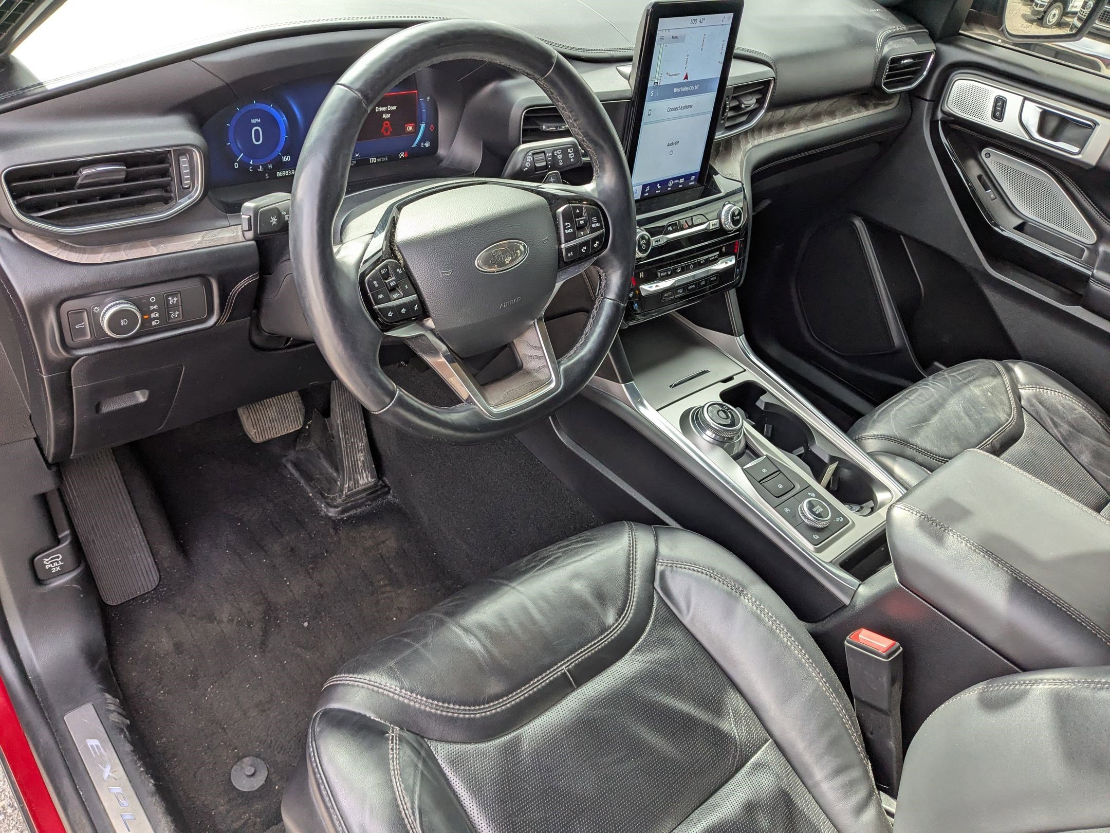 Used 2021 Ford Explorer Platinum w/ Equipment Group 601A image 16