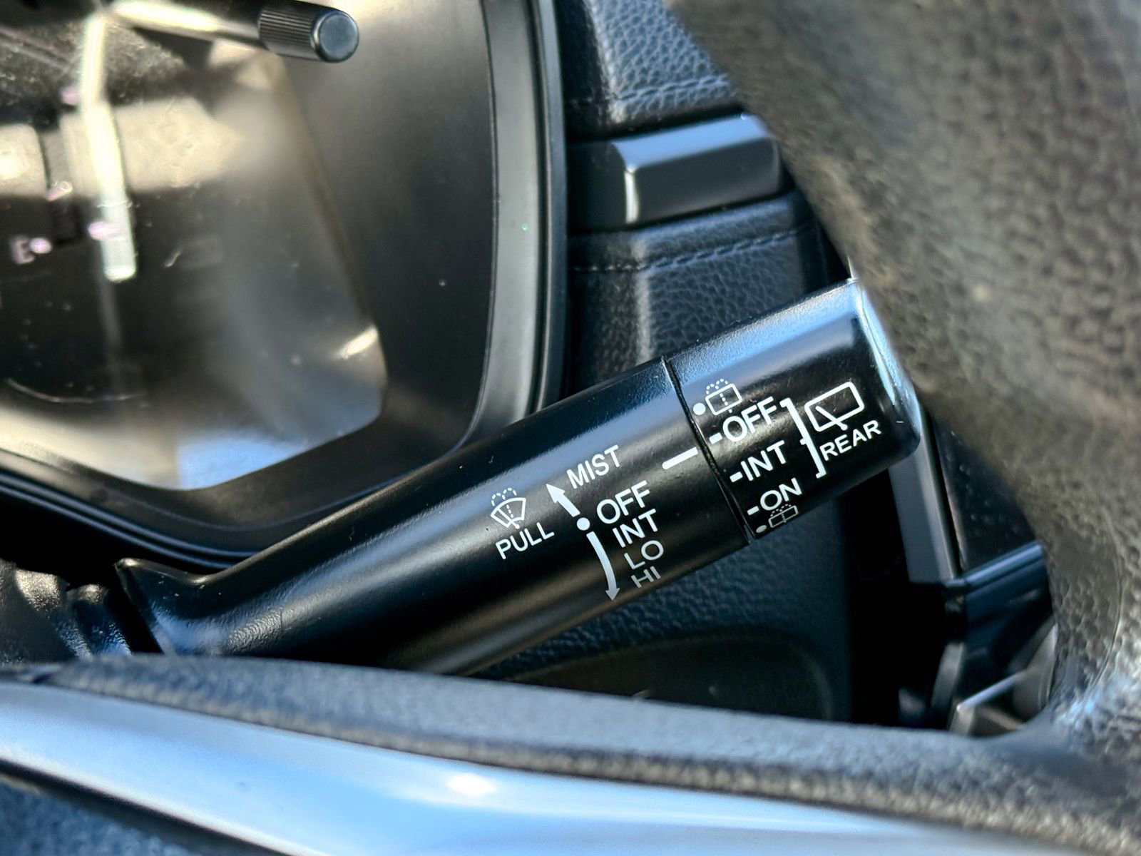 Used 2017 Honda CR-V LX image 27