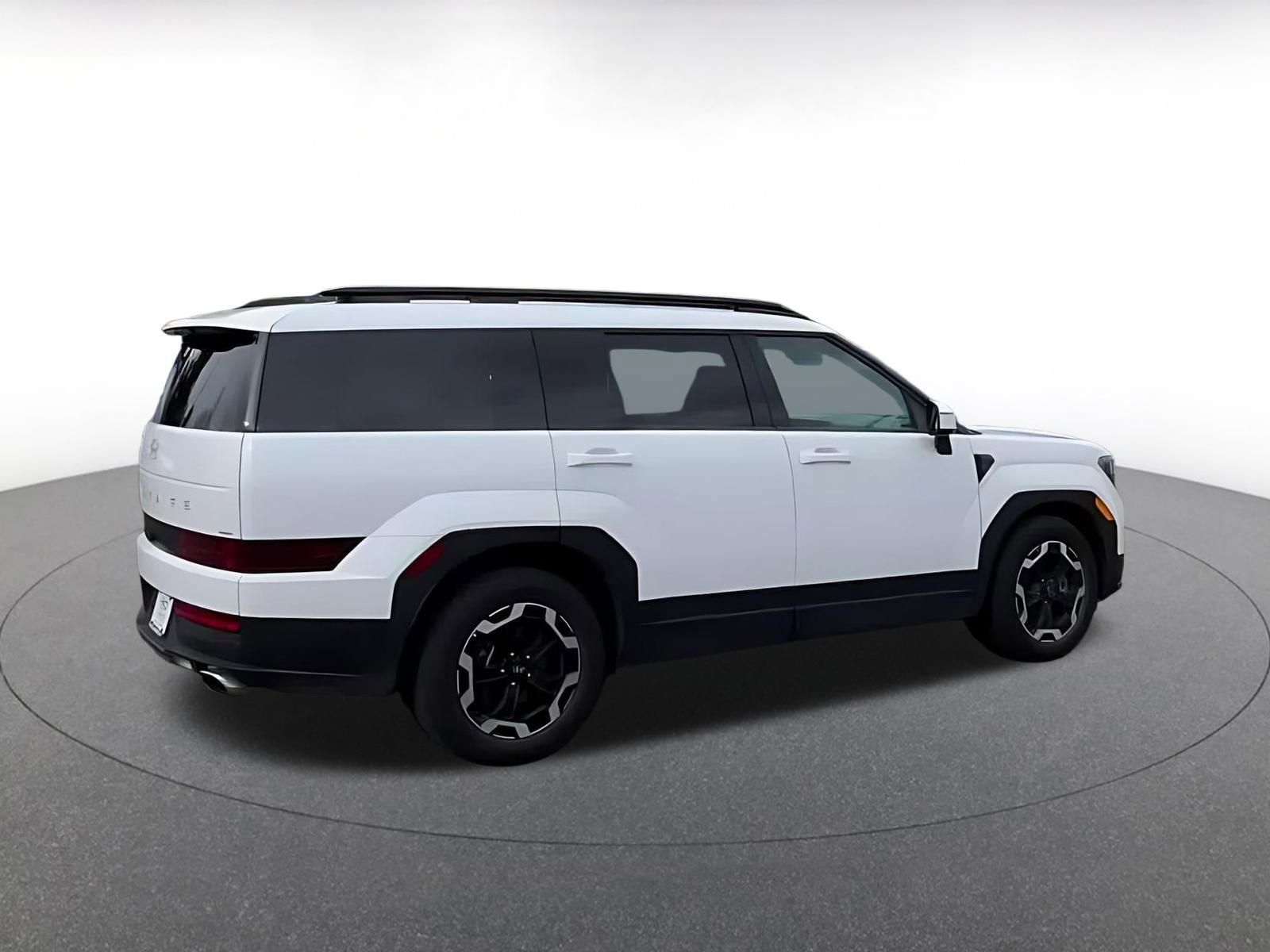 Used 2025 Hyundai Santa Fe SEL image 12