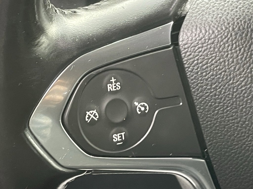 Used 2018 Chevrolet Traverse LT image 33