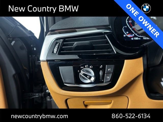 Used 2023 BMW 540i xDrive w/ Premium Package image 18
