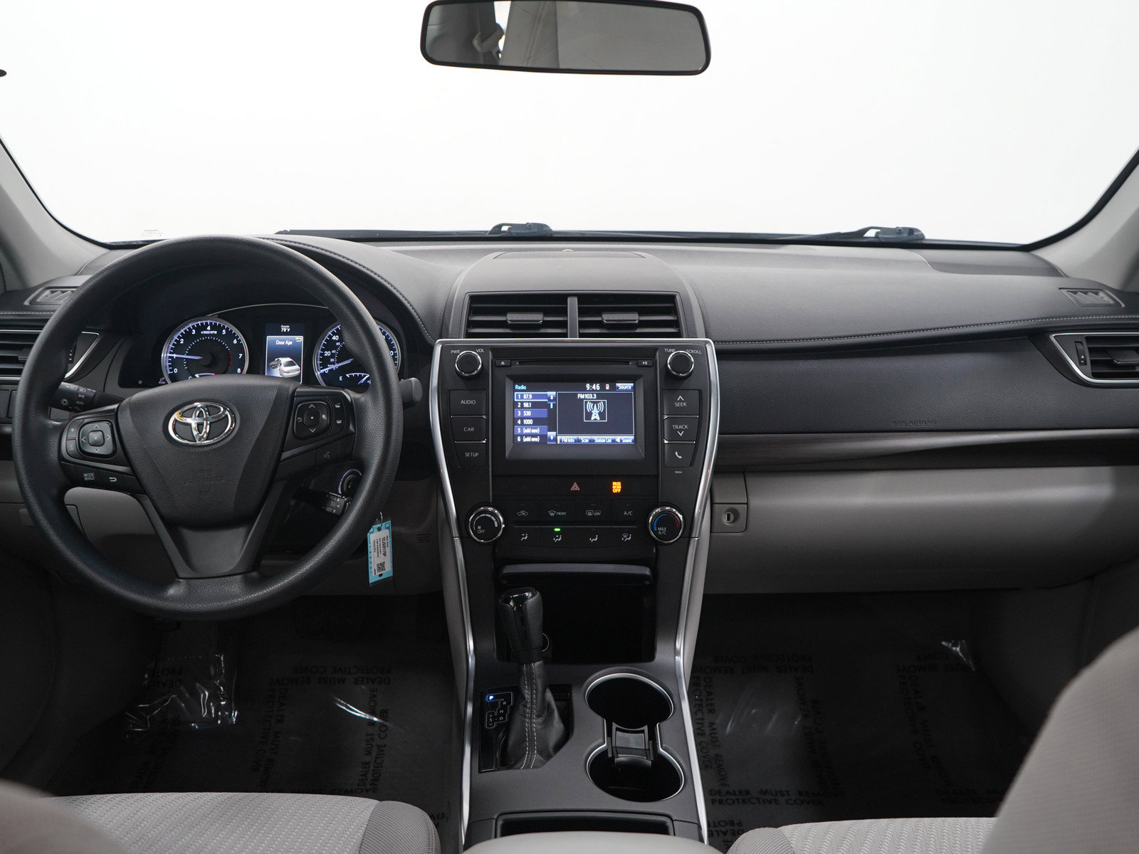 Used 2016 Toyota Camry LE FWD image 14