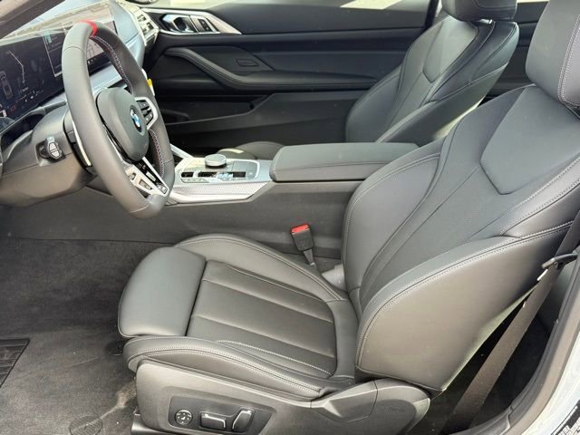 New 2026 BMW M440i Coupe w/ Parking Assistance Package image 17