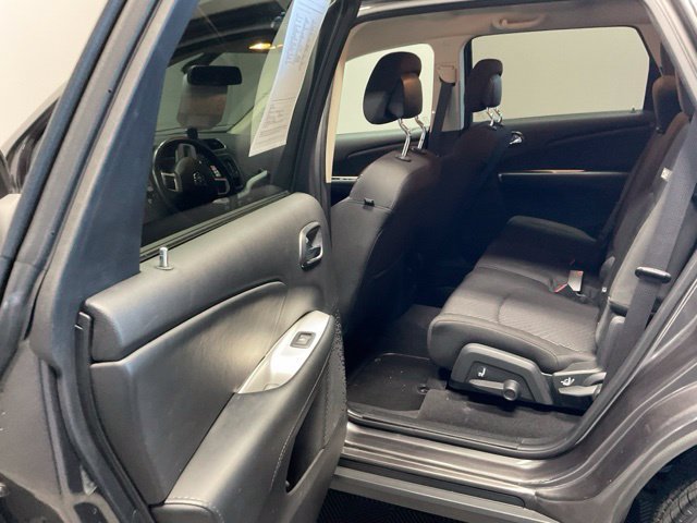 Used 2018 Dodge Journey SE w/ Connectivity Group FWD image 18