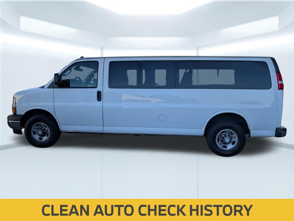Used 2019 Chevrolet Express 3500 LT w/ LT Preferred Equipment Group RWD image 2