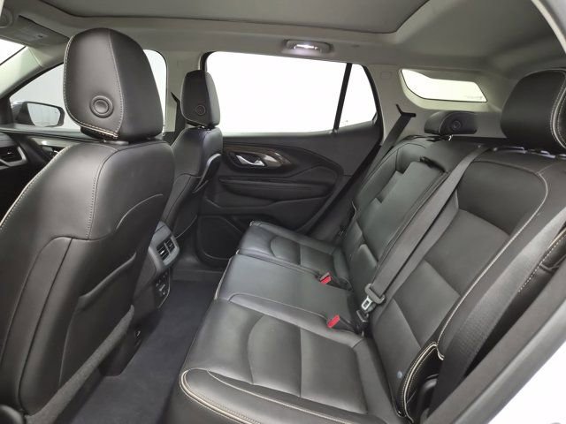 Used 2020 GMC Terrain Denali w/ Denali Premium Package image 15