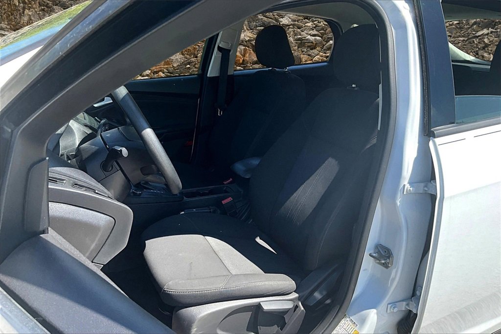 Used 2017 Ford Focus SE image 23
