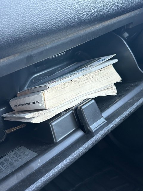 Used 2010 Chevrolet Suburban LT image 34