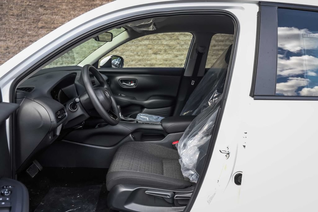 New 2026 Honda HR-V LX image 12