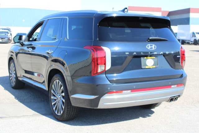 Used 2024 Hyundai Palisade Calligraphy AWD/4WD image 3
