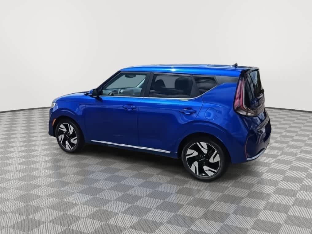 Used 2023 Kia Soul GT-Line w/ GT-Line Technology Package image 6