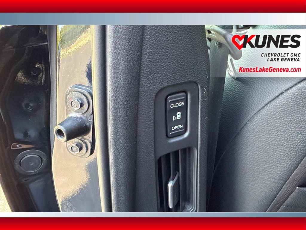 Used 2025 Honda Odyssey EX-L image 16