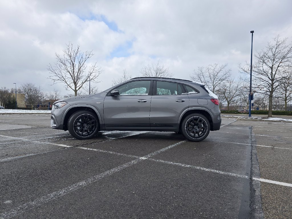 New 2026 Mercedes-Benz GLA 35 AMG 4MATIC image 12