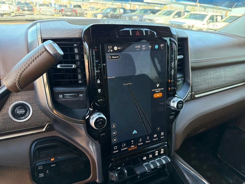 Used 2024 RAM 3500 Limited AWD/4WD image 42