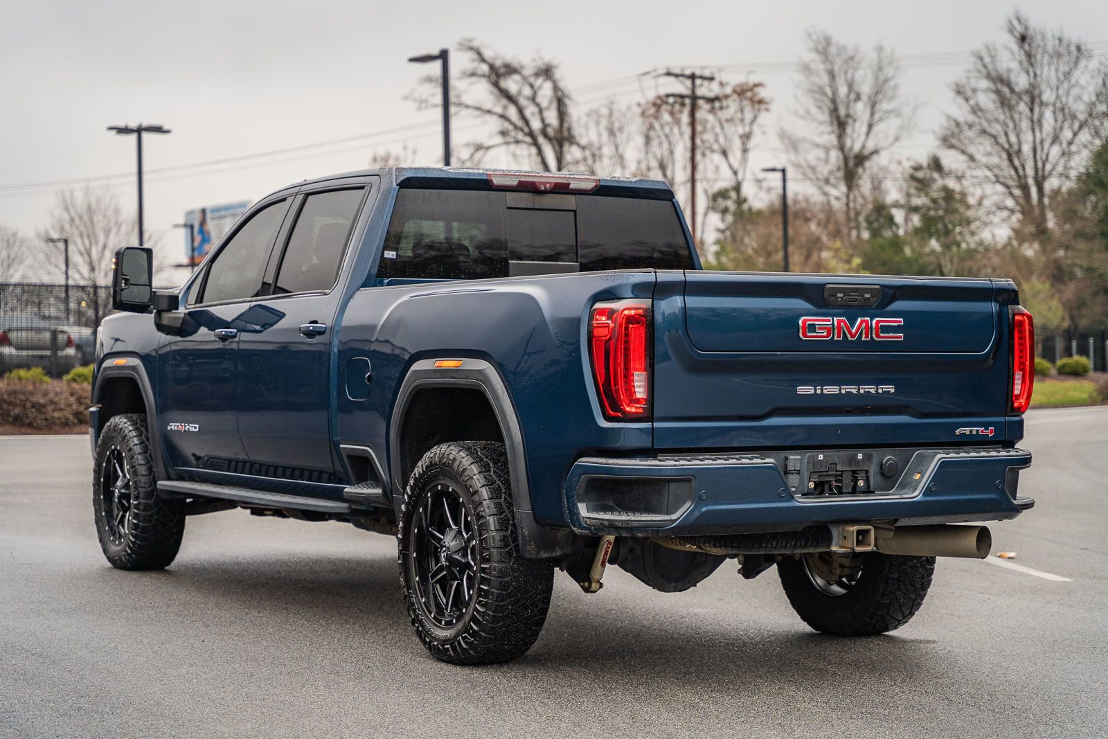 Used 2021 GMC Sierra 2500 AT4 w/ AT4 Premium Plus Package image 6