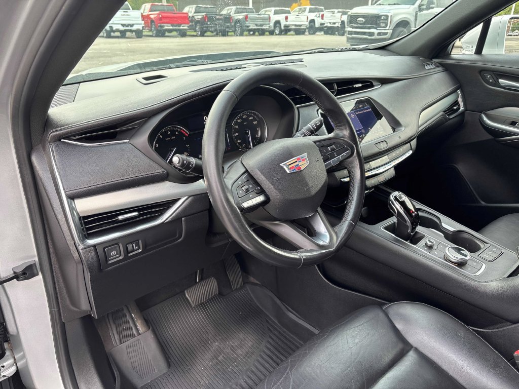 Used 2020 Cadillac XT4 Premium Luxury AWD/4WD image 11
